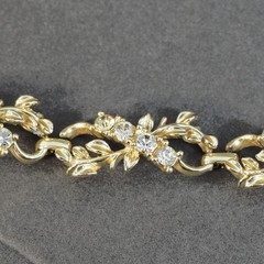 Coro Gold Tone Rhinestone Floral Leaf Link 7 Inch Bracelet Vintage MCM Signed