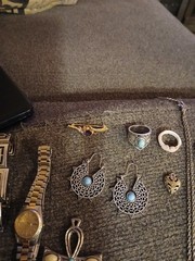 Vintage jewelry lot, Rings, Bracelets, Necklaces , Watches, earrings etc. 21 pc.