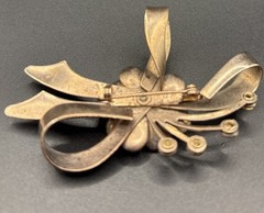 Vintage Old Era Brooch