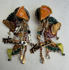 Lunch At The Ritz HAPPY THANKSGIVING Clip On Earrings Rare Find!