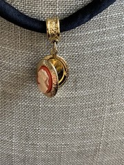 1928 Brand Cameo Choker Mini PhotoHolder Necklace Black Velour Golden Hardware