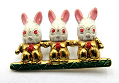 VTG OLD UNUSUAL Closur EASTER BUNNY RABBIT green white pink gold tone BROOCH PIN