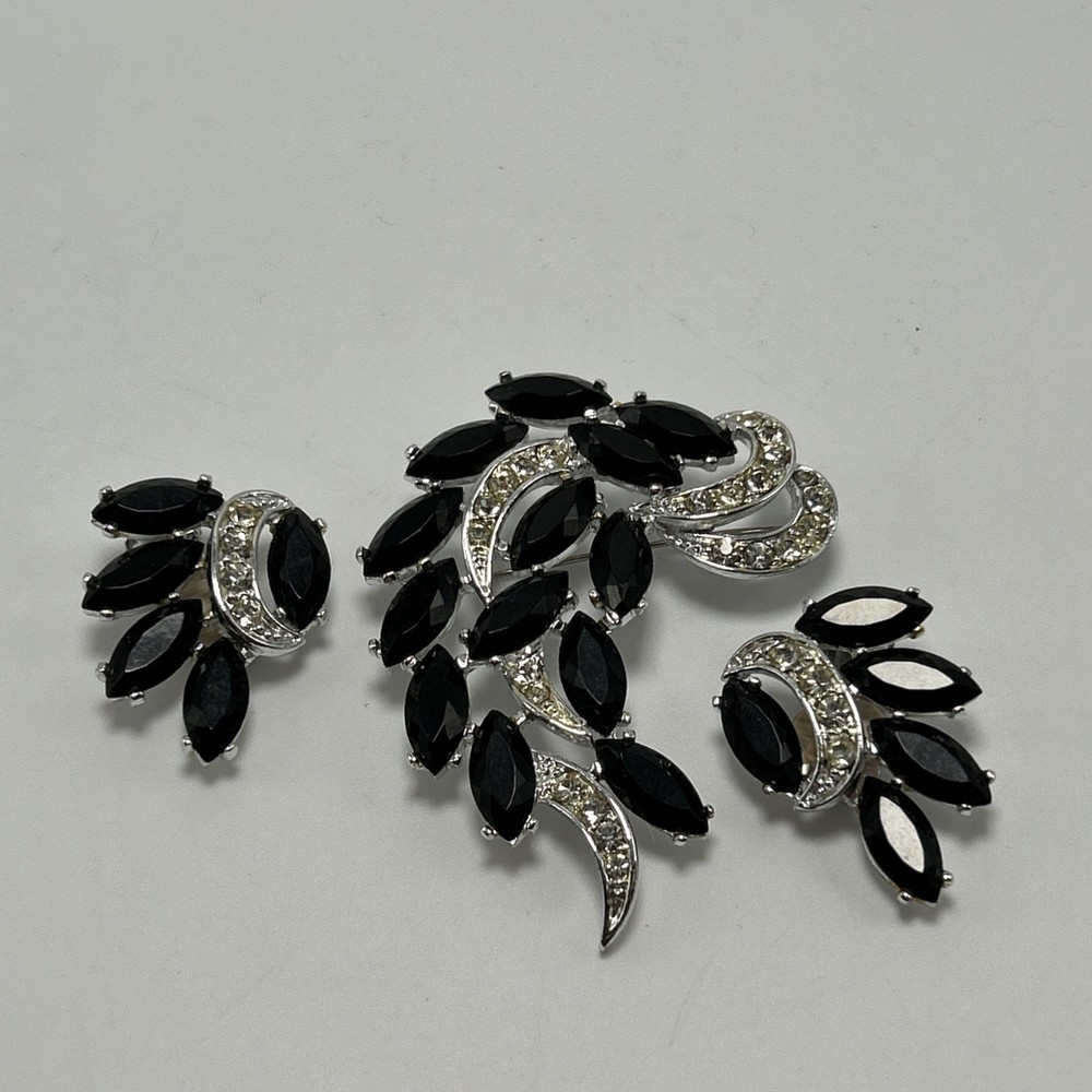 Vintage Sarah Coventry Brooch And Earrings Retro MCM