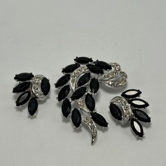 Vintage Sarah Coventry Brooch And Earrings Retro MCM