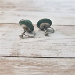 Vintage Screw Back Earrings – Pine Green Circle with Halo