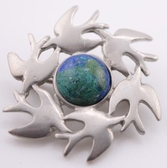 7 Pc Vintage Brooch Lot: Swarovski, Jim Shore, Kantro, Trifari