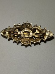 Vintage ART Red Garnet Rhinestone Gold Tone Brooch Pin