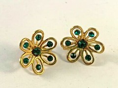Earrings Screw Back Flowers Green Stones Gold Tone Vintage Huggies Granny Core