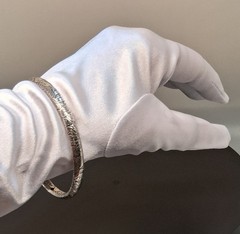 DANECRAFT Vintage Sterling All-Around Leaf Motive Domed BANGLE Bracelet 15g