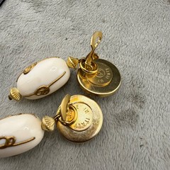 Vintage Made In Italy Clip On Earrings Gold Tone Dangle