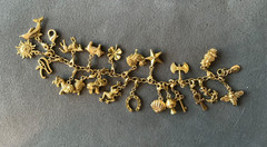 Gold tone Heavy Charm BRACELET with individual Removable Good Luck charms 🍀