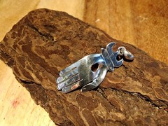 Beautiful Vintage Sterling Silver Amber Hamsa Hand Pendant