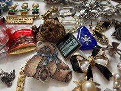 VTG Craft Wearable Repair Sellable Jewelry Other Over 3 Pounds