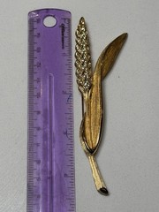 Vintage Christian Dior Large Gold Tone Rhinestone Wheat Sheaf Brooch Signed