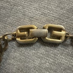 Givenchy Curb chain bracelet gold Plated 1980-1989 vintage “G” logo clasp Chunky