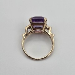 Vintage 14K Yellow Gold Emerald-Cut Amethyst Mid-Century Style Ring Size 5.25