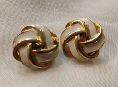 Eleven Pair Lot Vintage Clip On Earrings Mixed Metals Some Signed