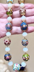 GORGEOUS Vintage Venetian Art Glass Wedding Cake & Opalescent Bead Necklace