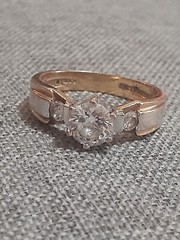 18K HGE Lind yellow & white gold plated prong set stone ring size 8.5