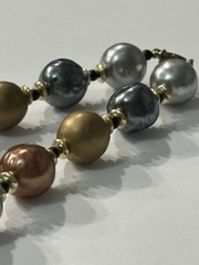 Vintage 1980s Metallic Faux Pearl Statement Necklace Gold Silver Bronze 28”