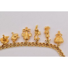 Vintage 12 Days of Christmas Charm Bracelet Gold Tone Chain Holiday 1980s BinD