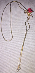 VINTAGE GOLD TONE? FILLED?PLATED? LARIAT NECKLACE RED ROSE SLIDE 60s ORIG ESTATE