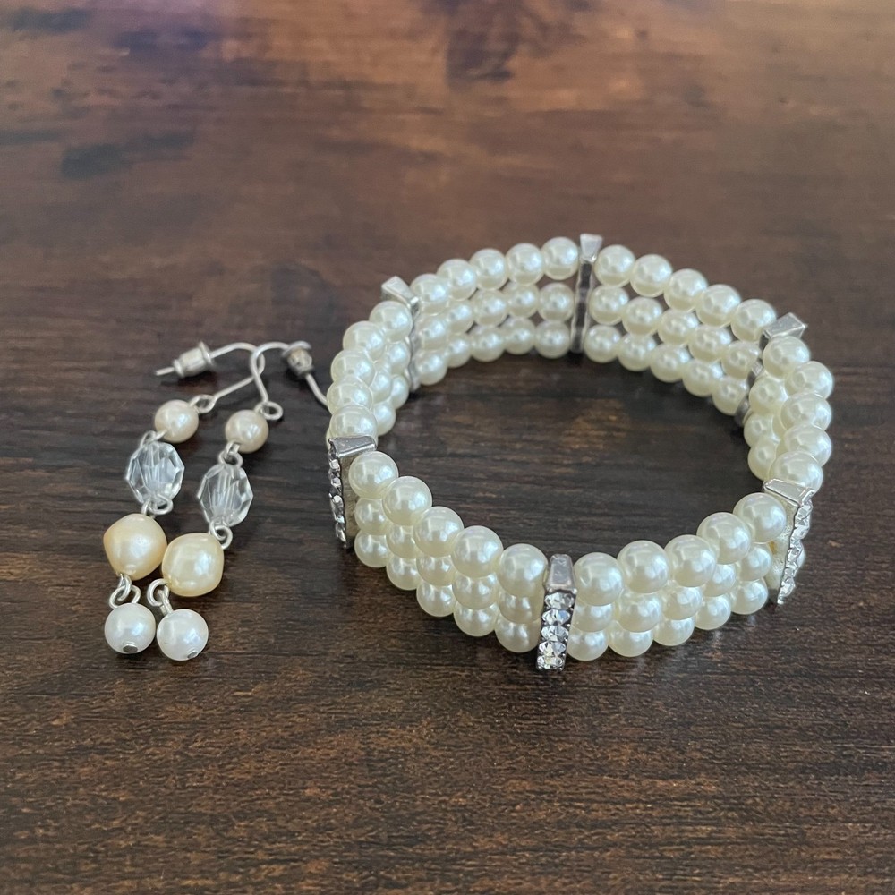 Vintage Women’s Faux Pearl Bracelet Earring Jewelry Set Rhinestone Wedding Boho