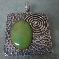 Large Square Hammered 925 Sterling Silver Pendant With Green Cabochon Setting