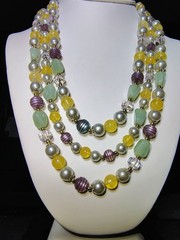 S401 Vtg Set Japan Multi Strand Beaded Necklace Clip Earrings Glass Faux Pearl