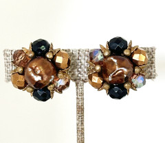 Vintage Bead Cluster Clip on Earrings Gold tone Brown Black Beads Mid Century