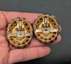 CINER Jewels Of India Moghul Glass Faux Pearl Clip On Gold Tone Earrings ⚠️Read