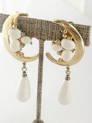 Vintage Crescent Moon Dangle Earrings White Cabochon Gold Tone Clip On Celestial