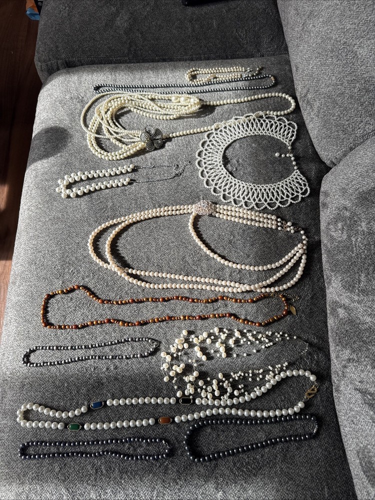 Gorgeous Pearls Necklaces