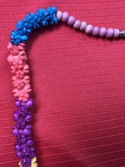 VTG Necklace L:21″ (53 cm) W:0.5″ (12mm) Coloured Plastic Beads Barrel Clasp