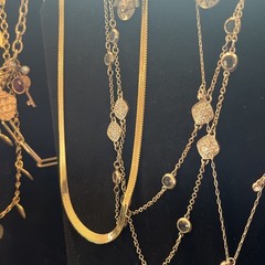 Jewelry lot Gold Tone Estate Finds Vtg To Now Necklaces Chains Bracelets Fashion