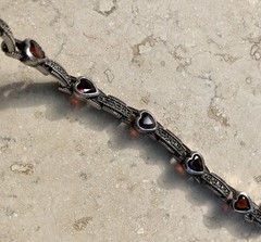 ❤️✨Genuine VINTAGE STERLING SILVER MARCASITE GARNET HEART ESTATE Tennis Bracelet