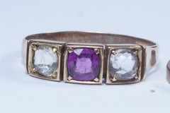 ANTIQUE VICTORIAN ENGLISH 9K GOLD ALMANDINE GARNET RING c1880