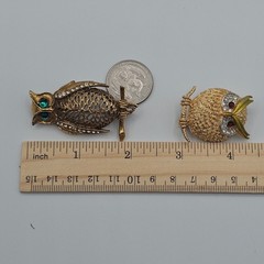 2pc Vtg Owl Brooches Gold Tone Rhinestone Figural Animal Nature Wise Forest Pins