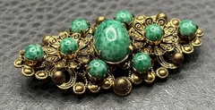 Vintage Speckled Peking Style Filigree Brooch Green Gold Tone Pin