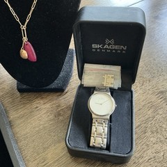 VINTAGE MODERN Costume Jewelry Variety Necklace Bracelet Ring Watch