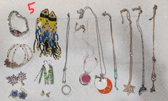 Lot Of Estate Costume Jewelry, 15 Pcs