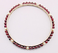 Elegant Vintage Garnet 🫧Pearl Bead Bangle Bracelet 7″ Med Silver Plated