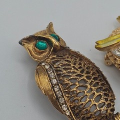 2pc Vtg Owl Brooches Gold Tone Rhinestone Figural Animal Nature Wise Forest Pins