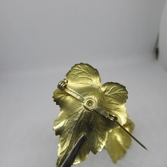 Vtg Sarah Coventry Leaves & Pearl Brooch Earring 4 Brooches 1 set clip earrings