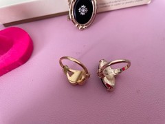 Avon Victorian ring necklace and earrings ring size 4 3/4