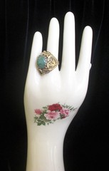 Vintage Gold-tone Green Cabochon Filigree Dome Ring Statement Piece