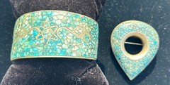 INDIA Antique Inlaid Crushed TURQUOISE Nickel/Brass Hinged Bangle Bracelet & Pin