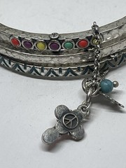 Lucky Brand 3 Silver Tone Bangles Set Etched Jeweled Hammered Bracelets Charm
