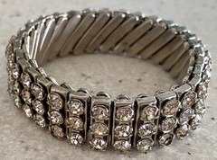 Vintage British Hong Kong Rhinestone Stretch Accordion Band Bracelet Silver Tone