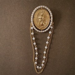 Exquistie Women Vintage Pearl Brooches Pins Enamel Elegant Corsage Temperament